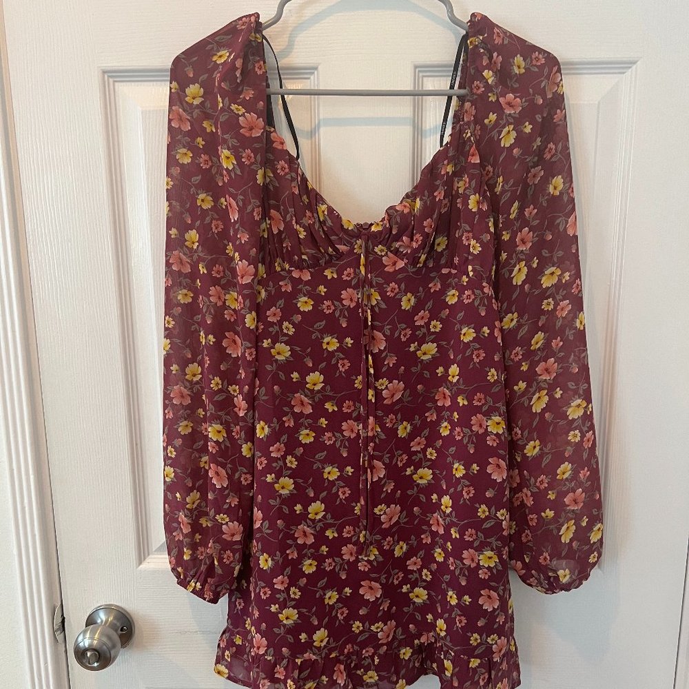 Forever 21 Long Sleeve Floral Dress
